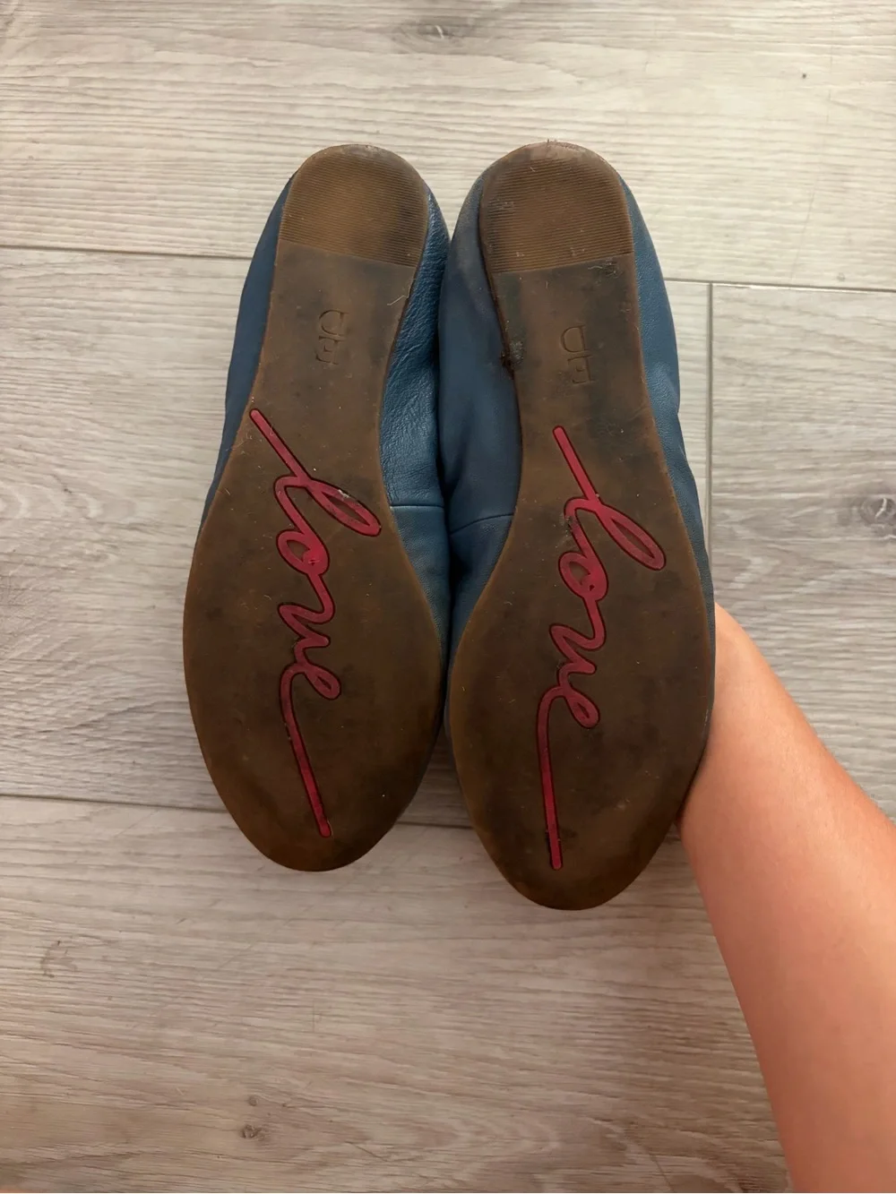 Ellen Degeneres Blue Leather 'LAUGH' Ballet Flats